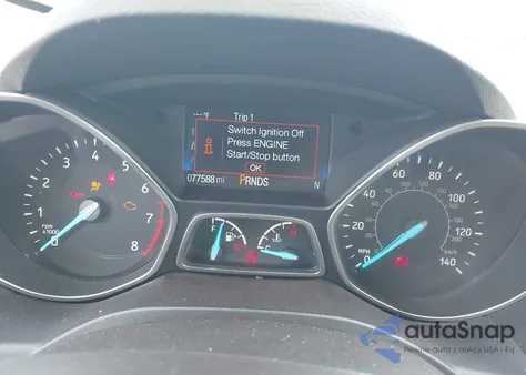 2017 Ford Escape Titanium z USA, uszkodzony, nr VIN 1FMCU0JD8HUB59464